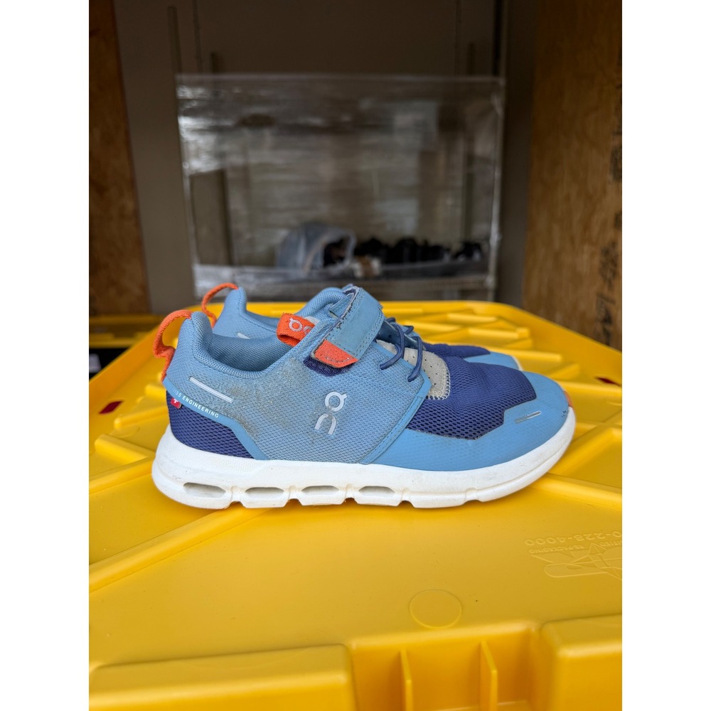 ON KIDS SHOES SIZE US K2 LIGHT BLUE COLOR